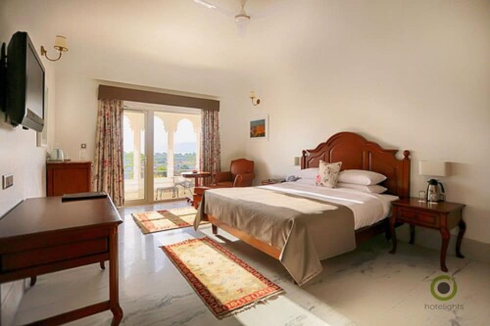 Superior Room with Balcony