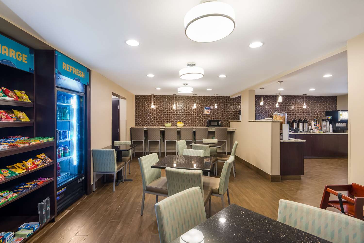 Clarion Pointe Syracuse Downtown 23/29