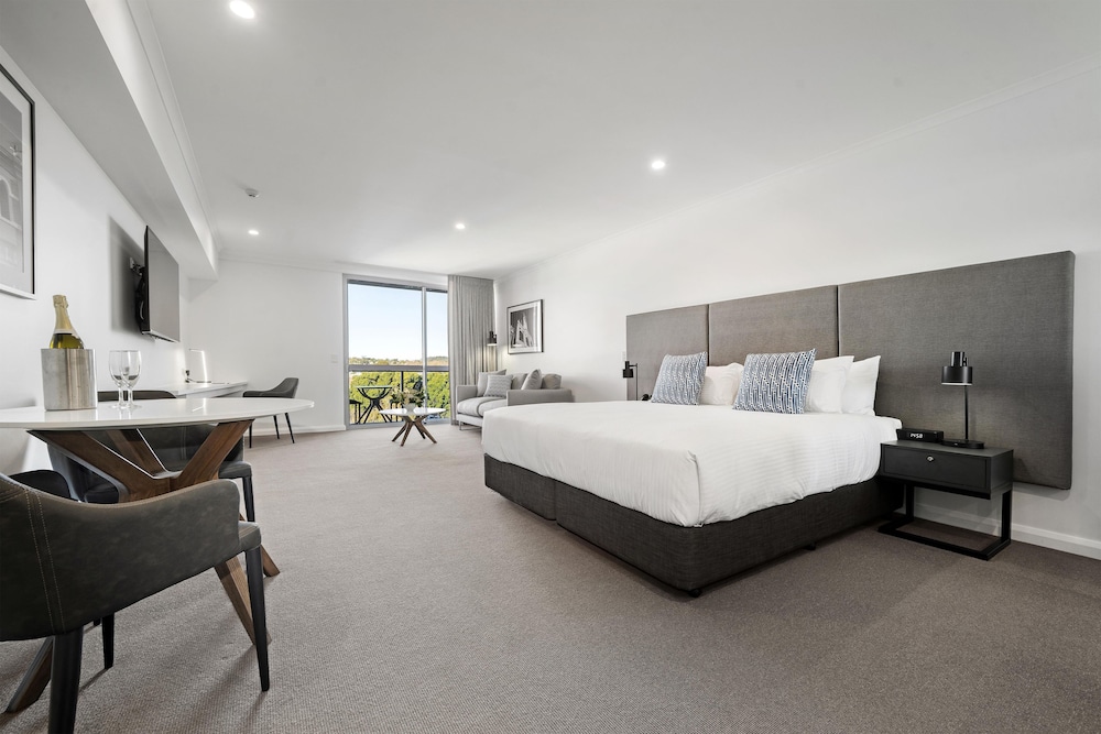 Oaks Toowoomba Hotel 21/70
