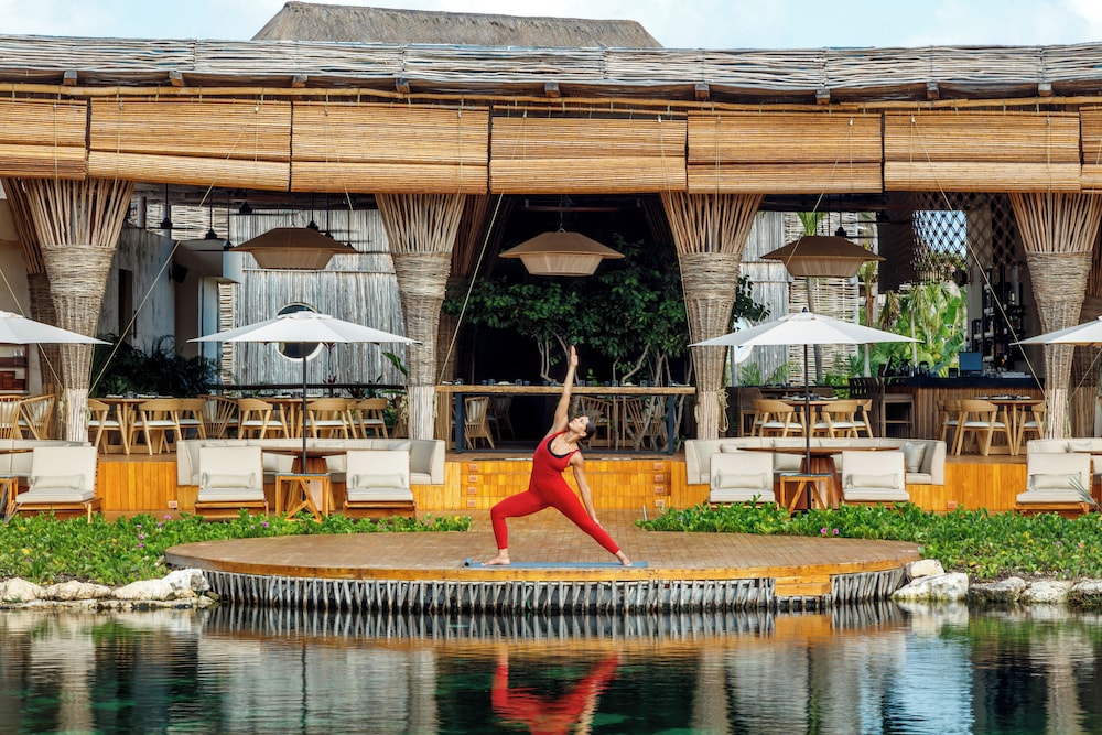 Hotel Shibari Tulum Restaurant and Cenote Club 44/50