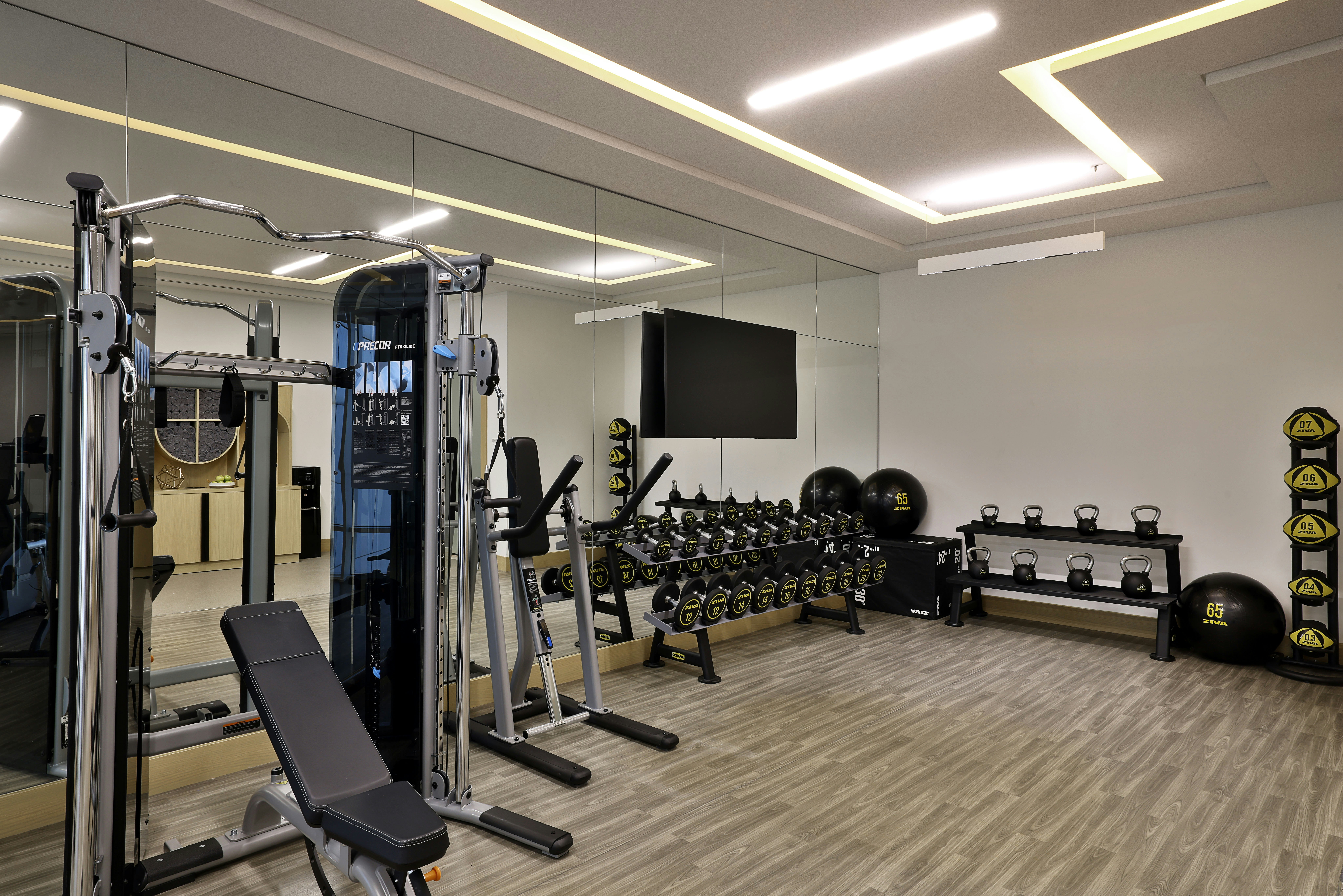 هيلتون الرياض العليا(Hilton Riyadh Olaya) 35/57