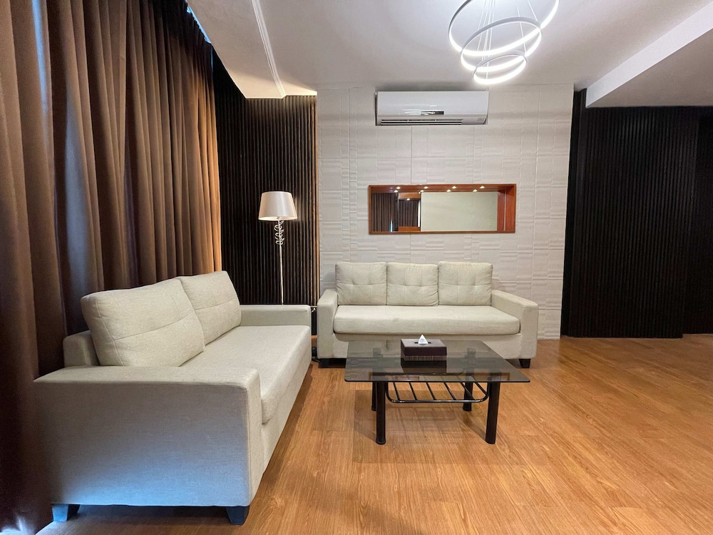 Golden Peak Hotel and Suites powered by Cocotel 42/63