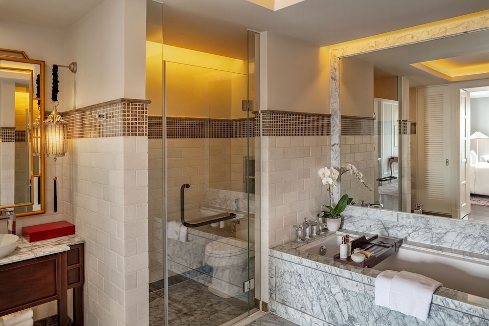 Mia Saigon Luxury Boutique Hotel 24/72