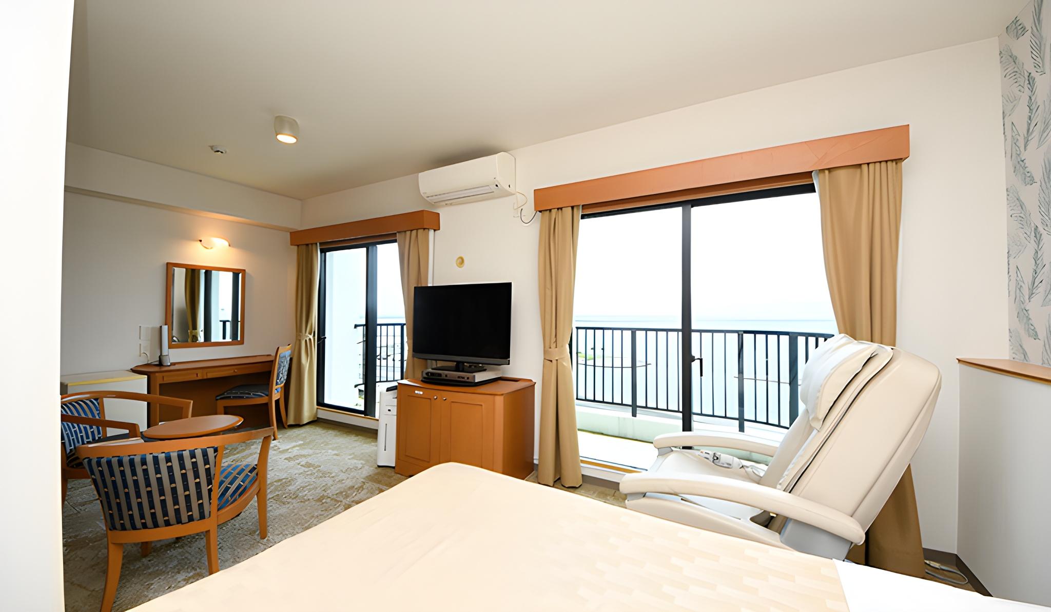Room, Twin Beds, Bay View, Smoking