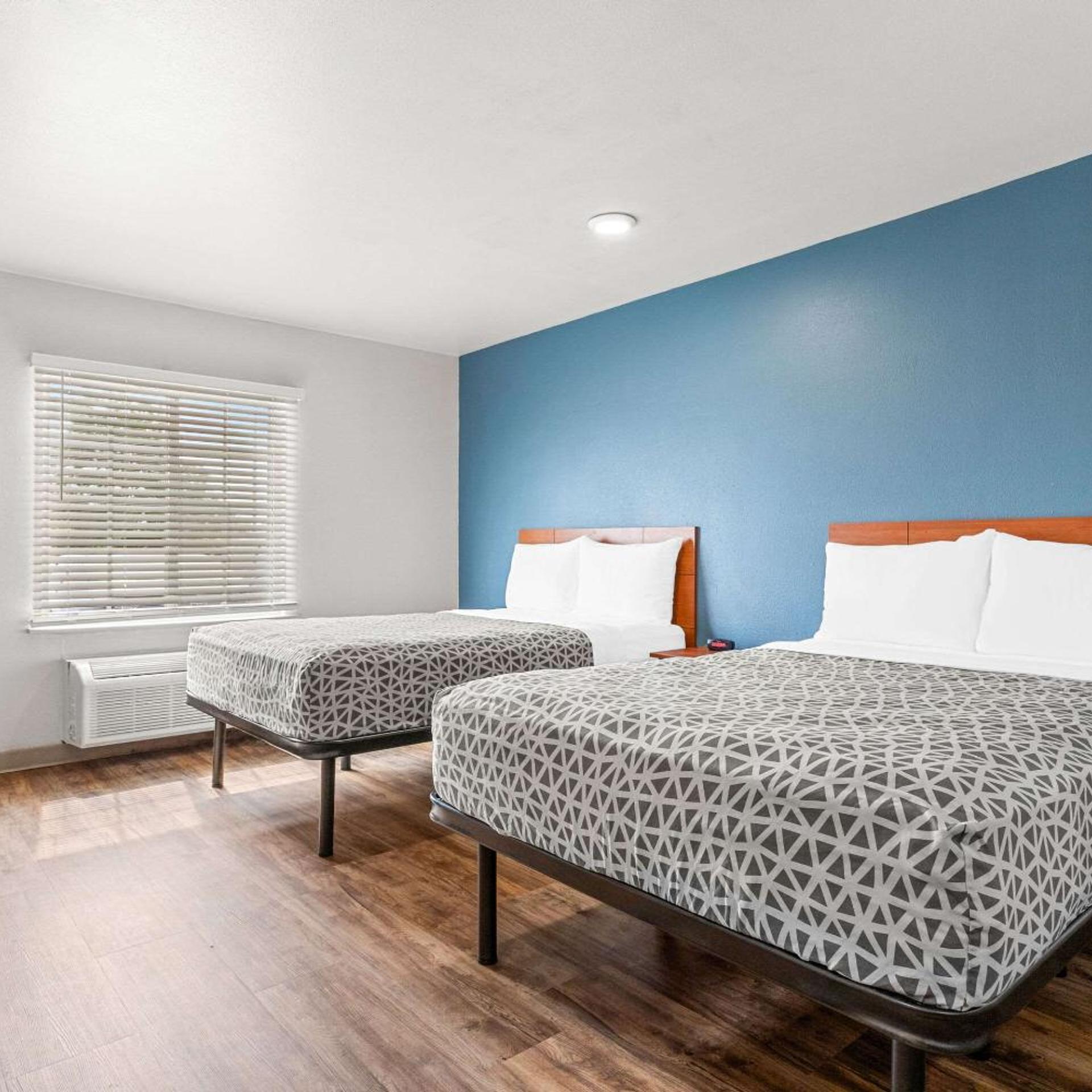 غرفة بسريرين مزدوجين، WoodSpring Suites Tulsa 4/10