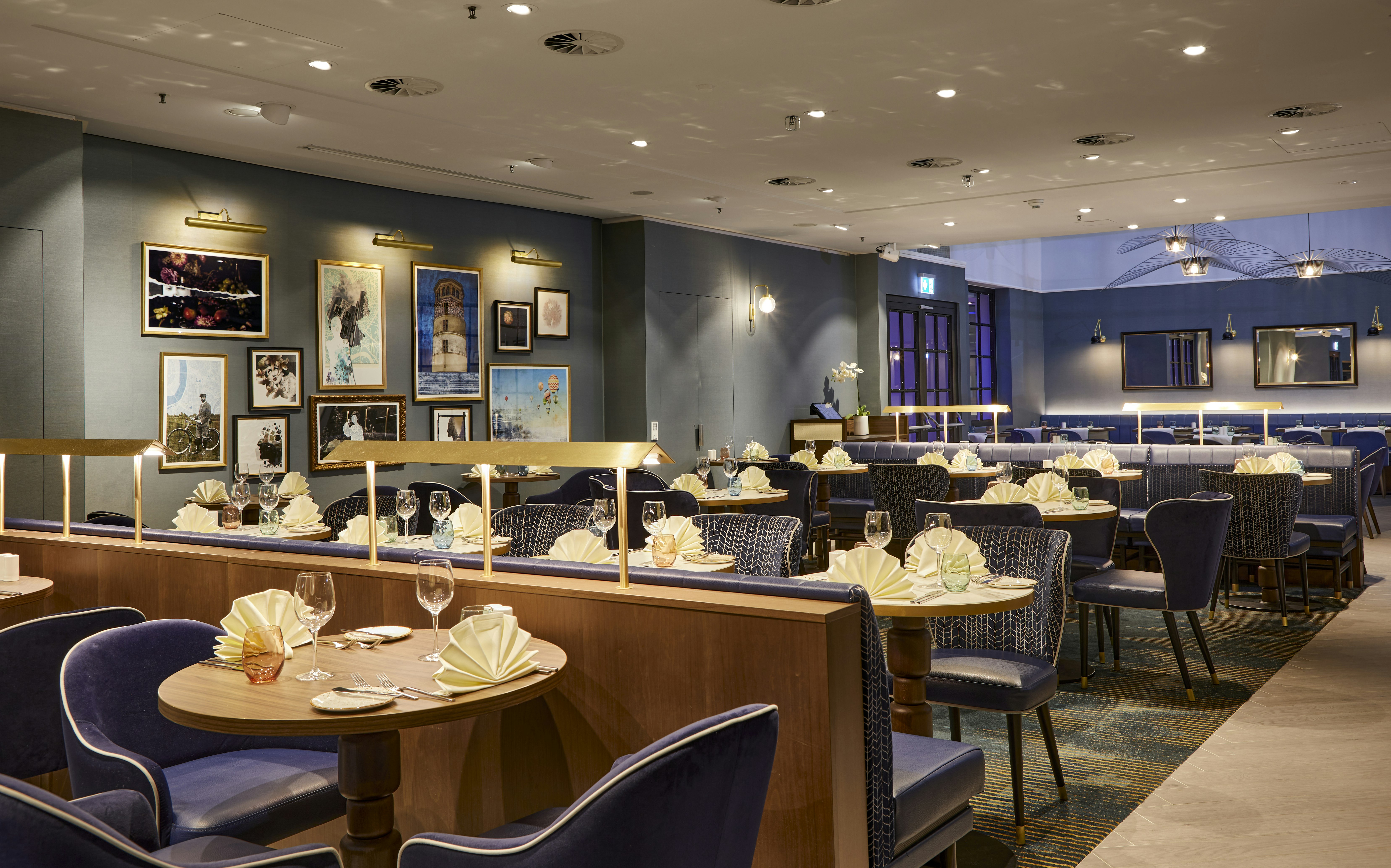 Hilton Duesseldorf 28/48