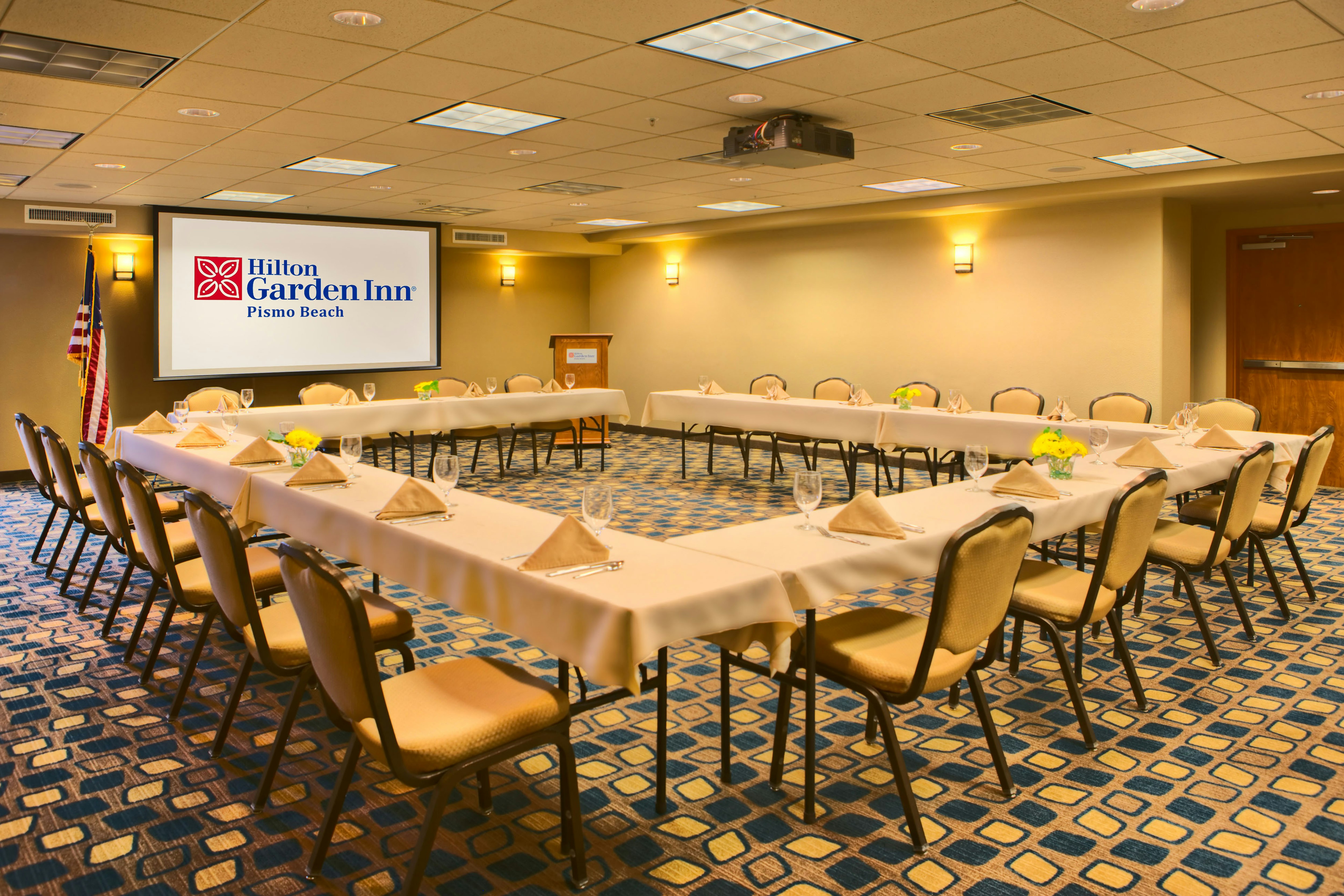 Hilton Garden Inn San Luis Obispo-Pismo Beach 35/50