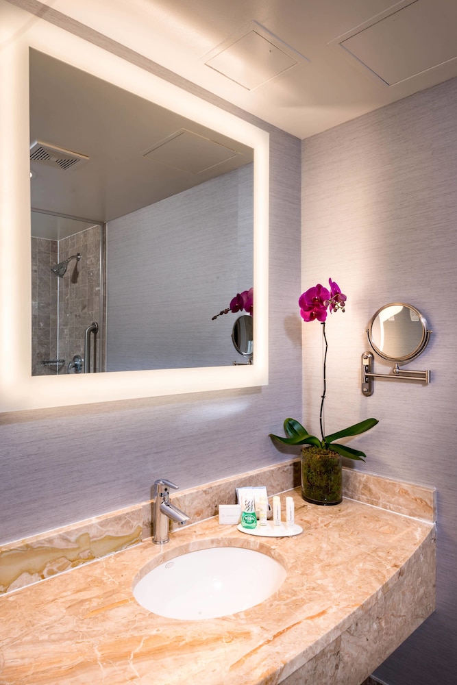 Fairfield Inn and Suites New York Manhattan Times Square 10/25