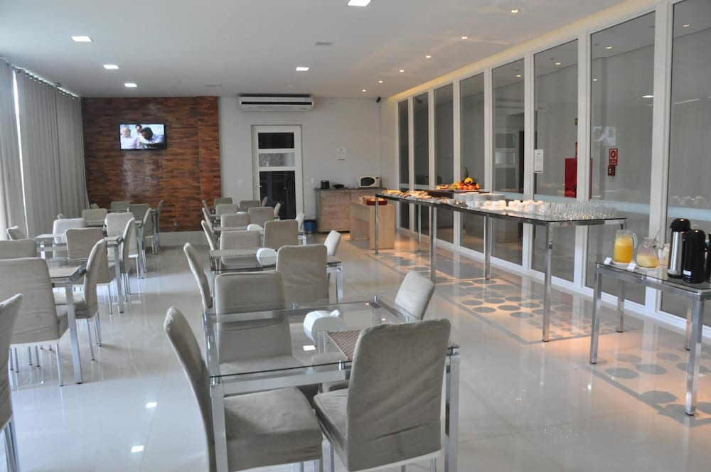 Kamur Plaza Hotel 30/41