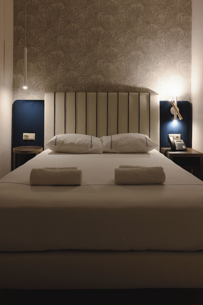 M'Ar De Ar Auria Hotel 40/47