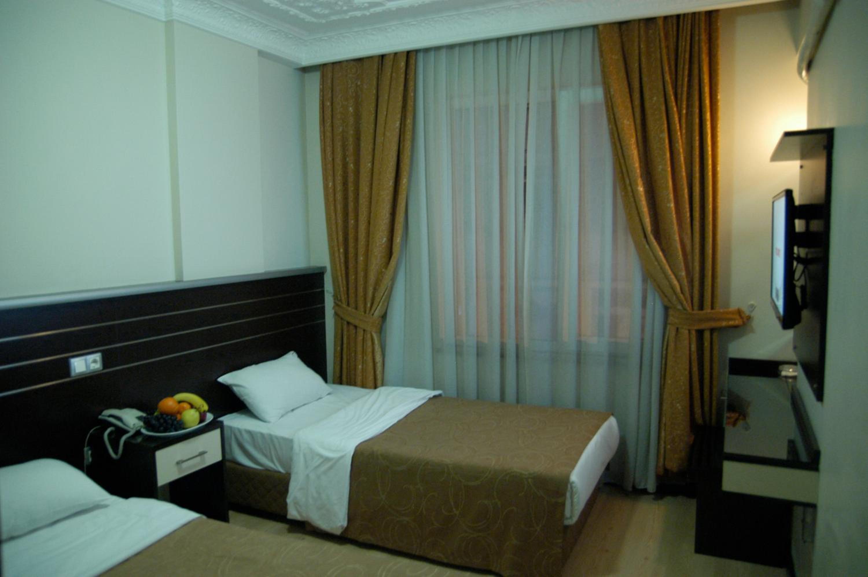 Merdan Hotel 18/48