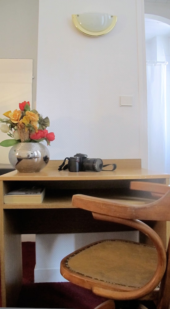HOTEL COSY MONCEAU 43/51