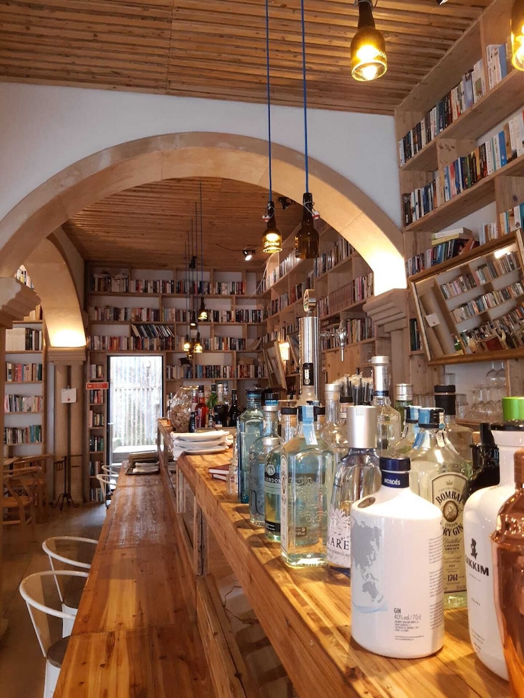The Literary Man Obidos Hotel 33/66