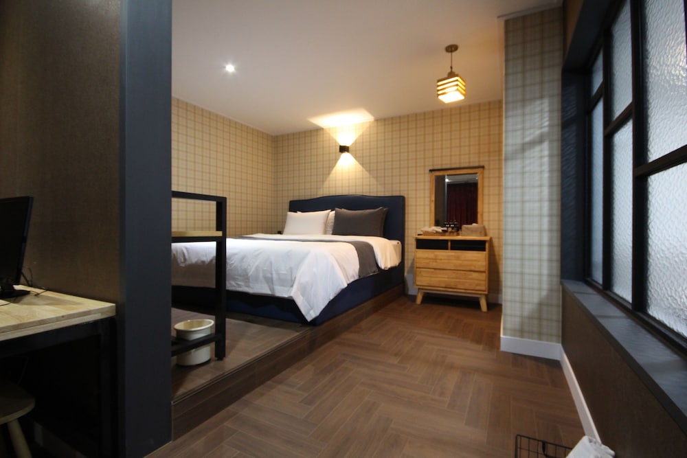Brown Dot Hotel Jinhae 24/50