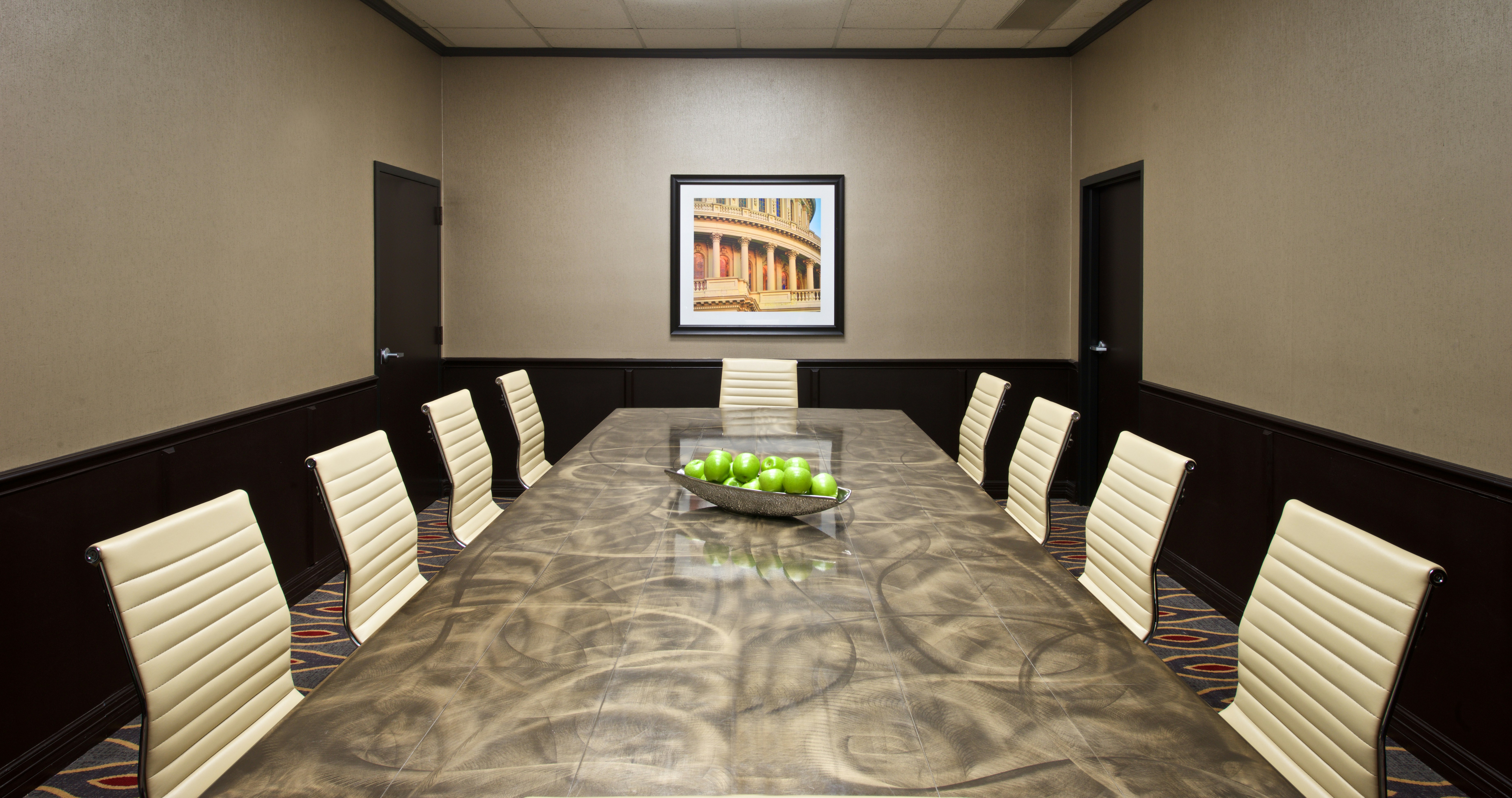 Embassy Suites Dulles Airport 60/62