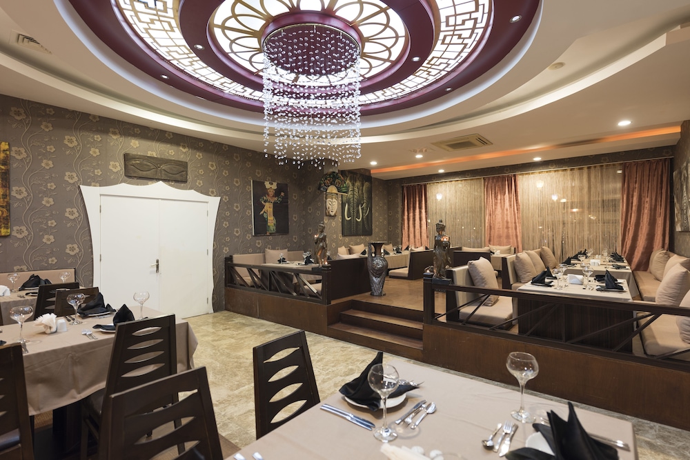 Siam Elegance Hotels and Spa 24/35