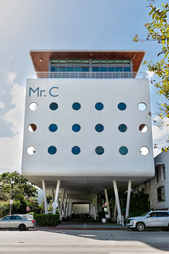 Mr. C Miami - Coconut Grove 4/49