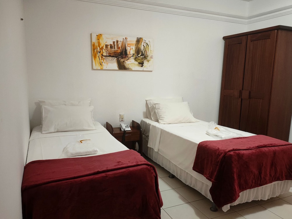 STANDARD, TWIN BEDS