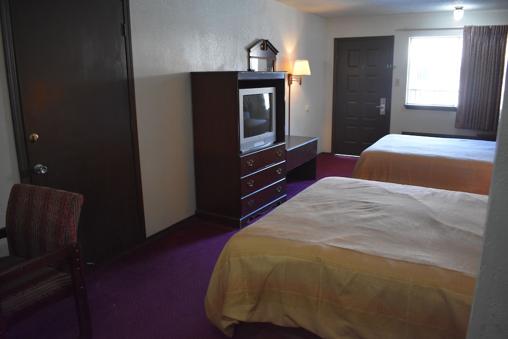 Meridian Inn Oklahoma City Airport 7/32