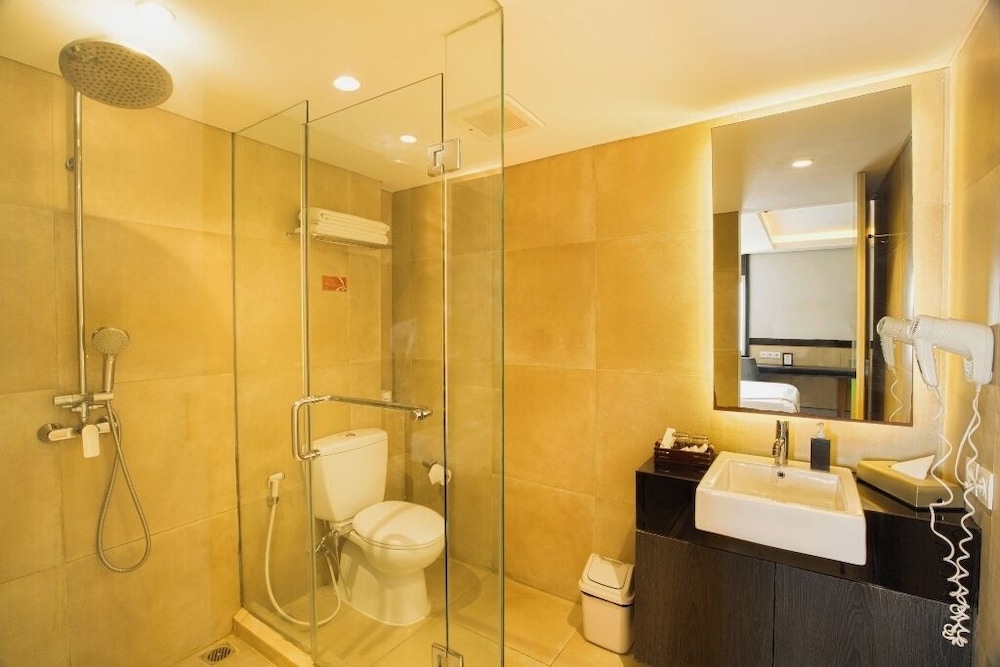 J4 Hotels Legian 65/66