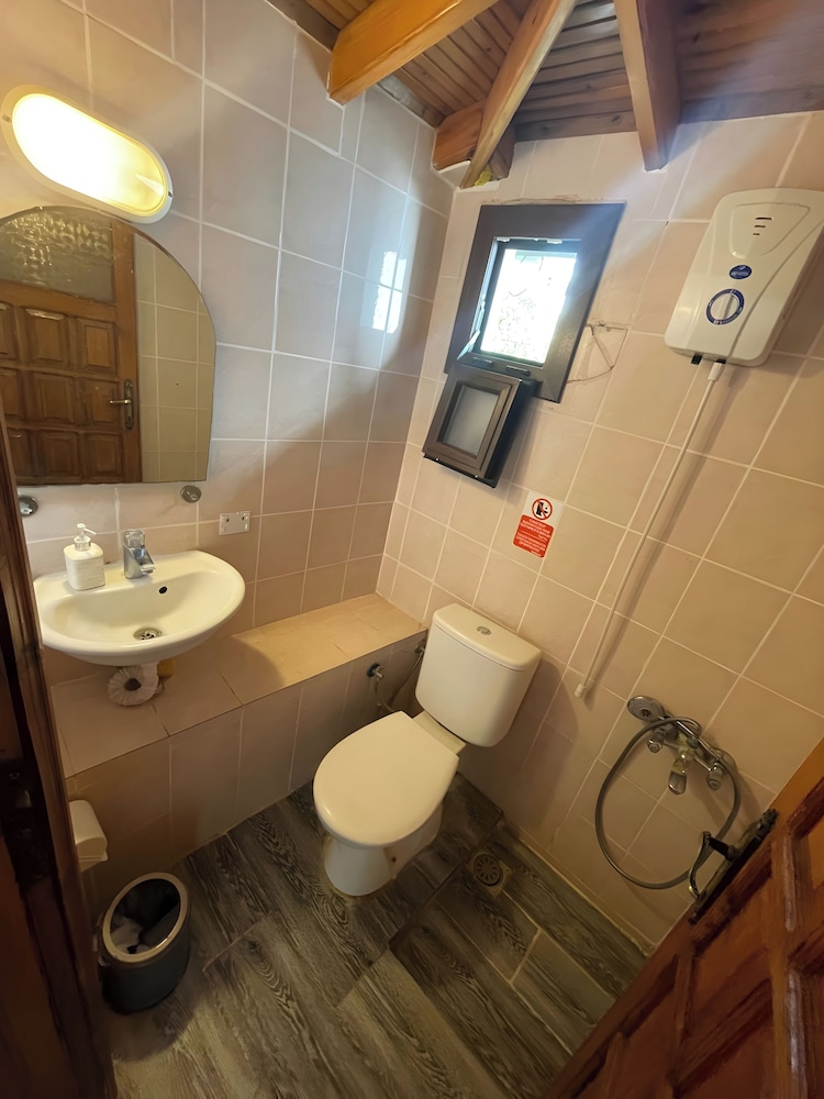 Derin Apart Hotel 32/33