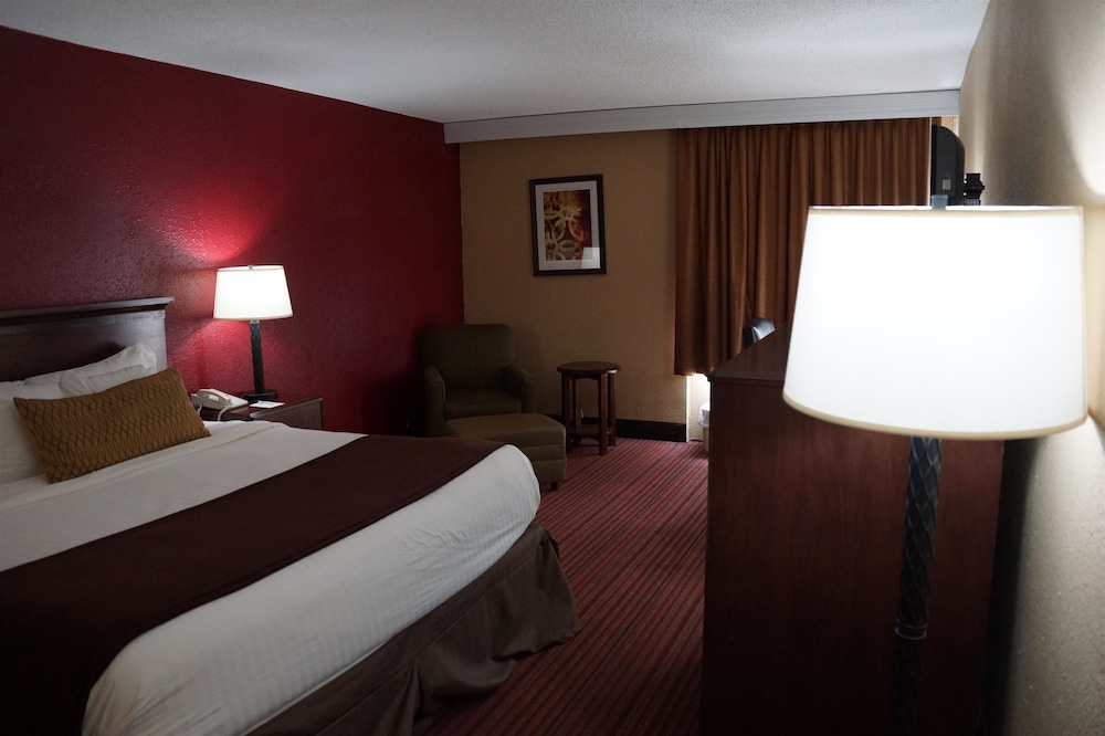 Baymont by Wyndham Richmond KY 15/30