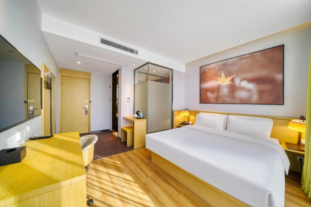 IU Hotel (Suzhou Dushu Lake Moon Bay Metro Station) 13/54