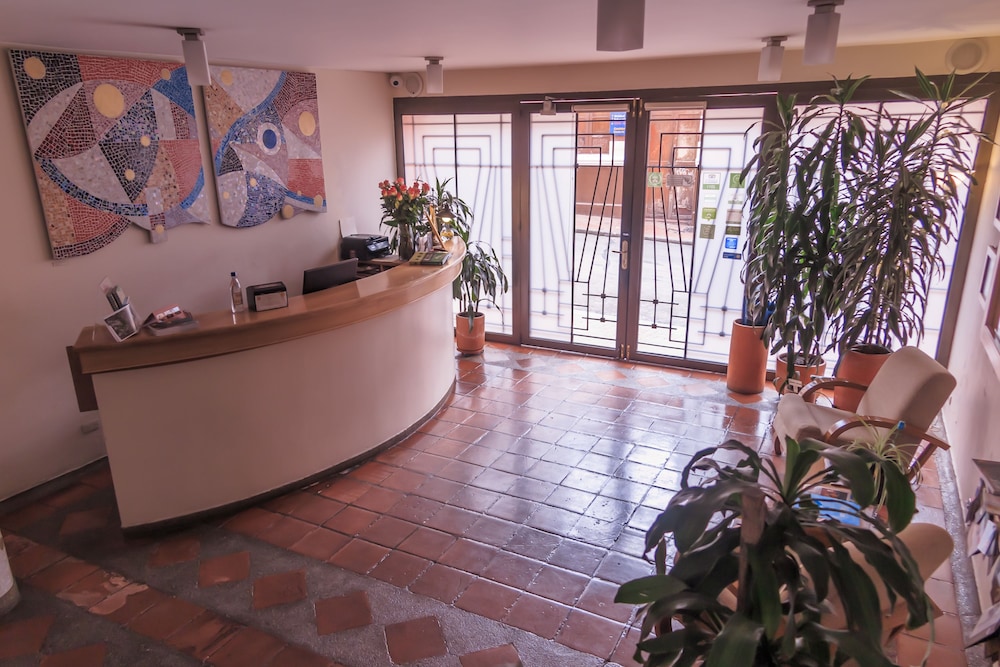 Hotel Casa Deco 3/25