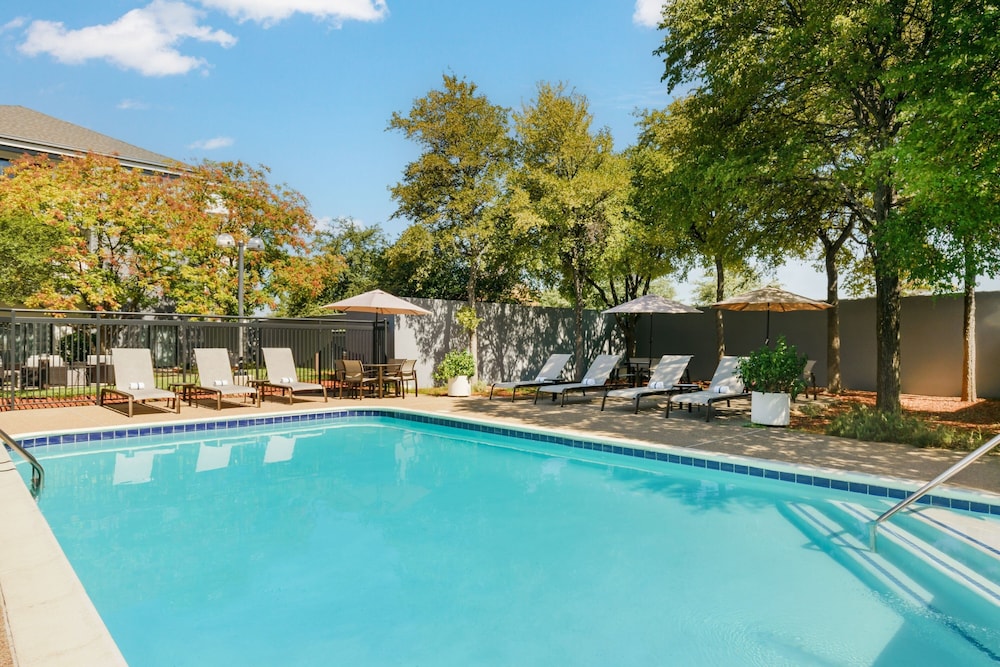 Courtyard Dallas Lewisville 25/45