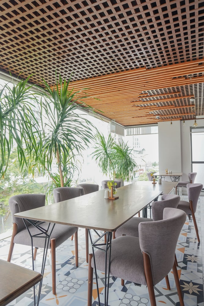 Jolia Hotel And Apartment - My Khe Beach 50/66