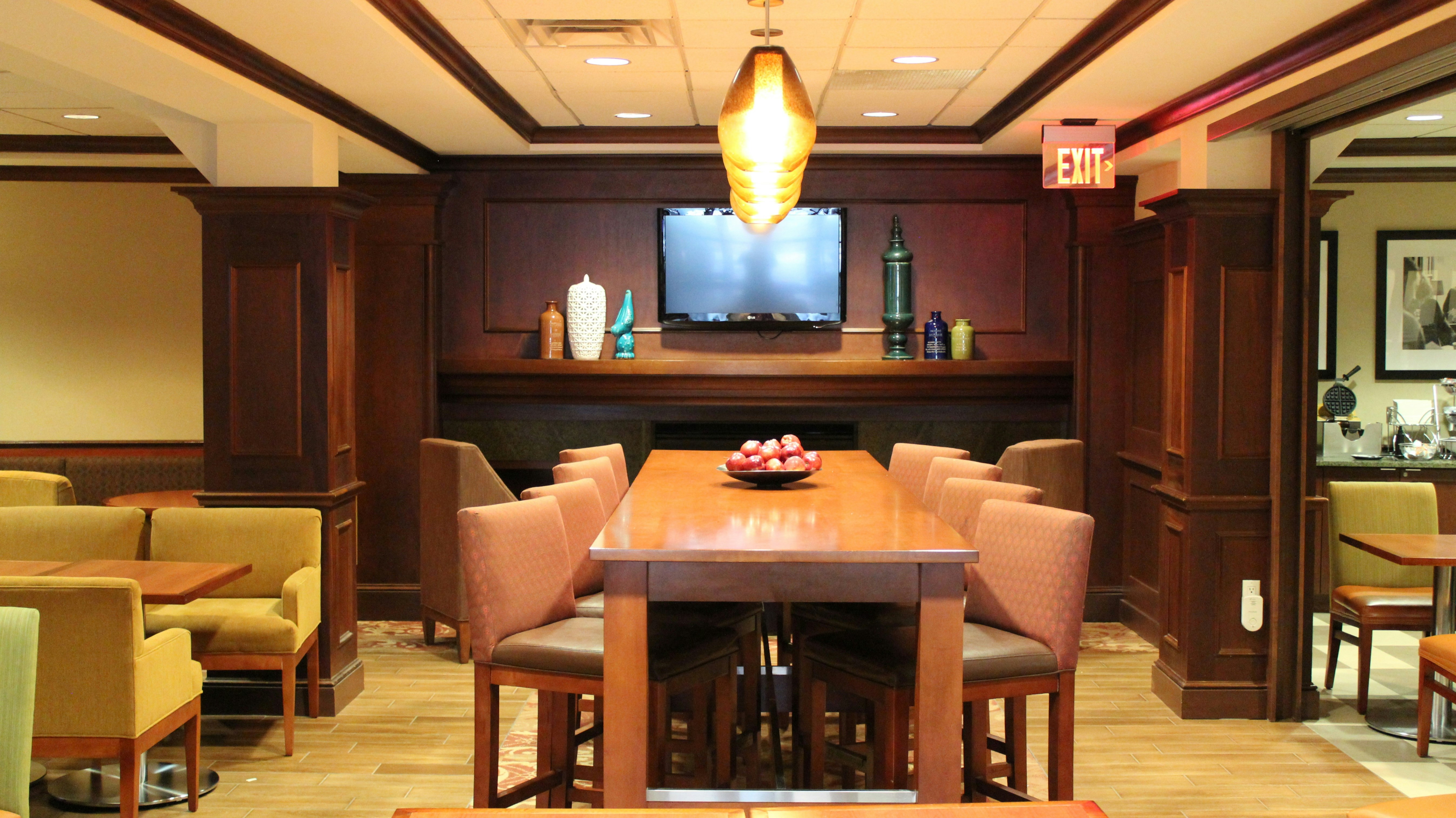 Hampton Inn Brookhaven Long Island 33/63