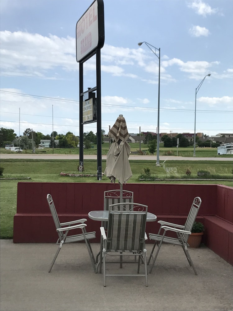 Motel Grand 40/56