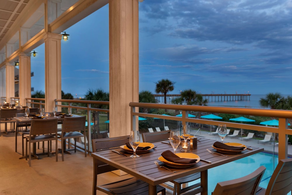 DoubleTree Resort by Hilton Myrtle Beach Oceanfront 72/97