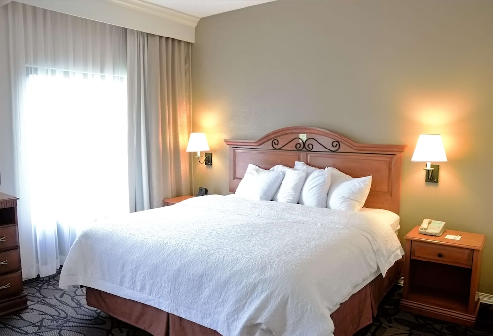 Hampton Inn & Suites Birmingham-Pelham (I-65) 10/48