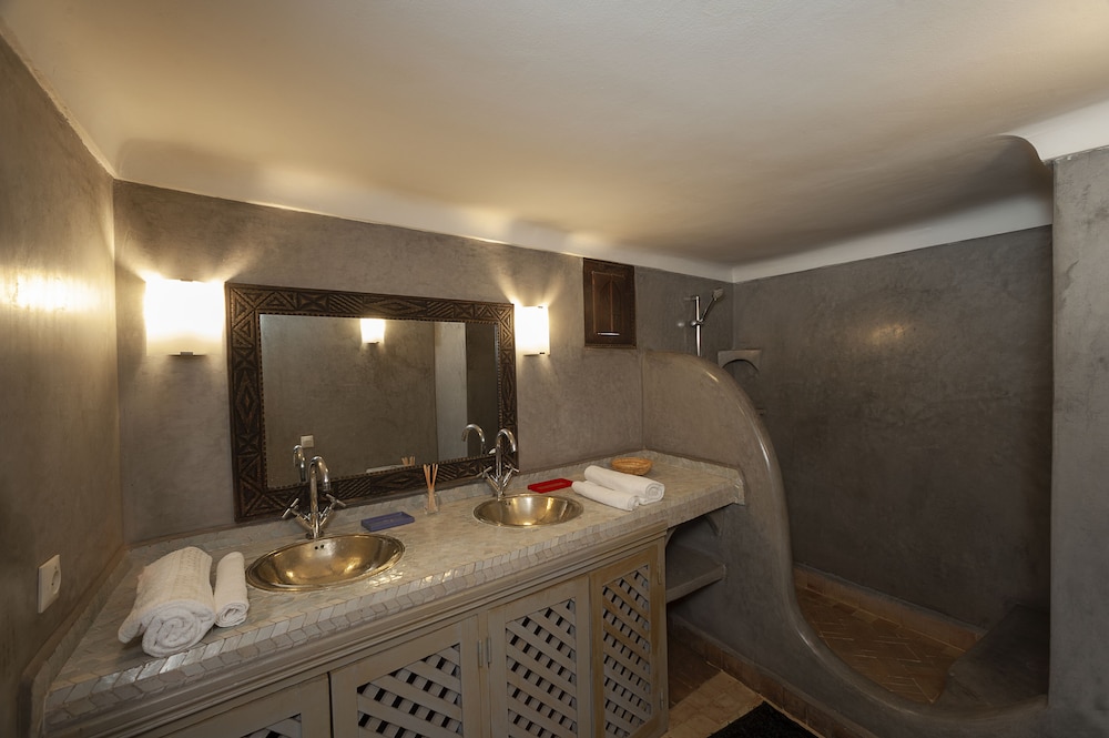 Riad Khabia 23/48