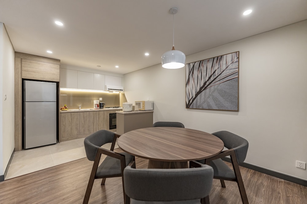 Garden View Court Serviced Apartments 39/50