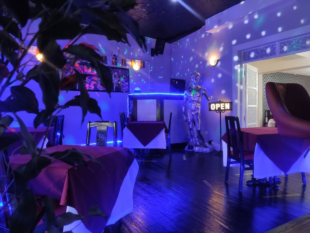 The Mardi Gras Guest Accommodation 43/47