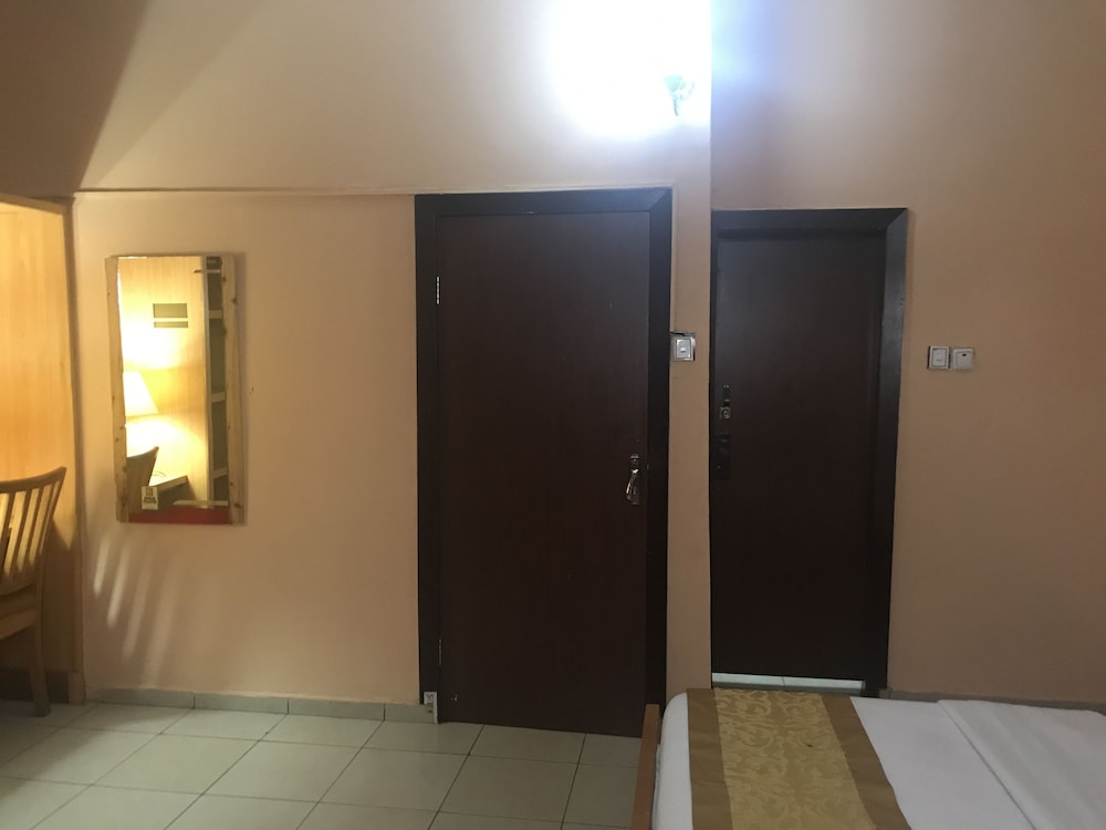 Gold Value Hotels 32/47