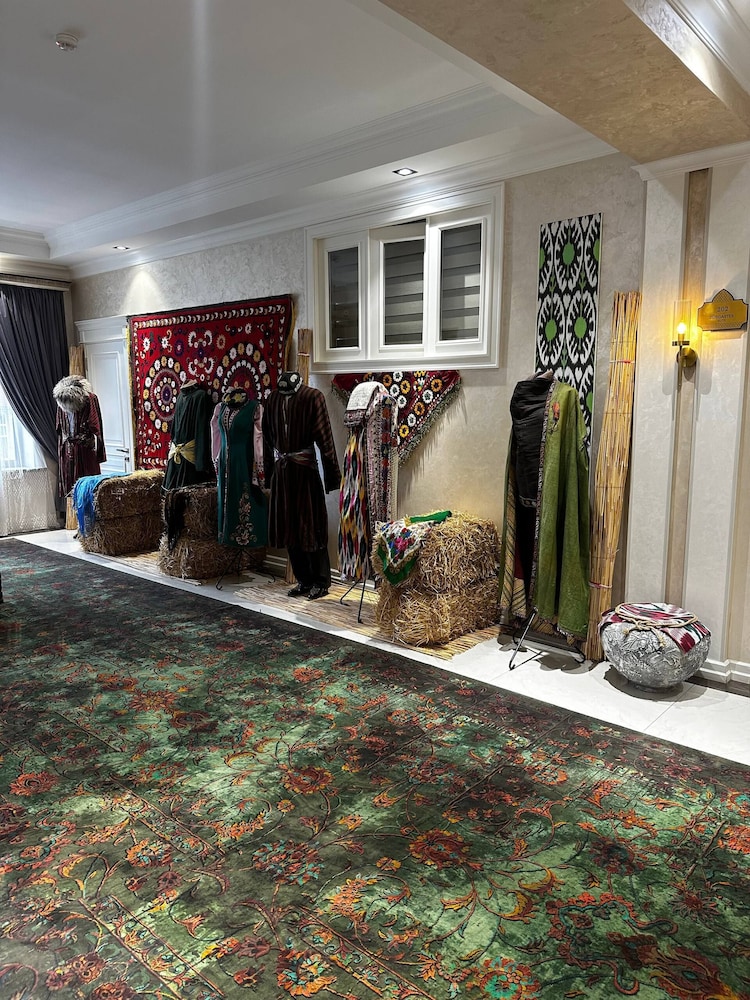 al Madina Hotel Samarkand 42/43