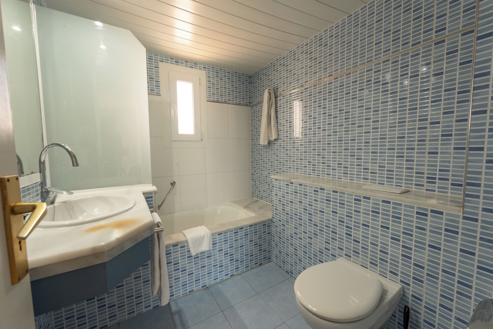 Hotel Club Es Talaial 67/68