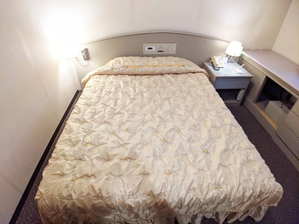 Hotel New Century 25/70