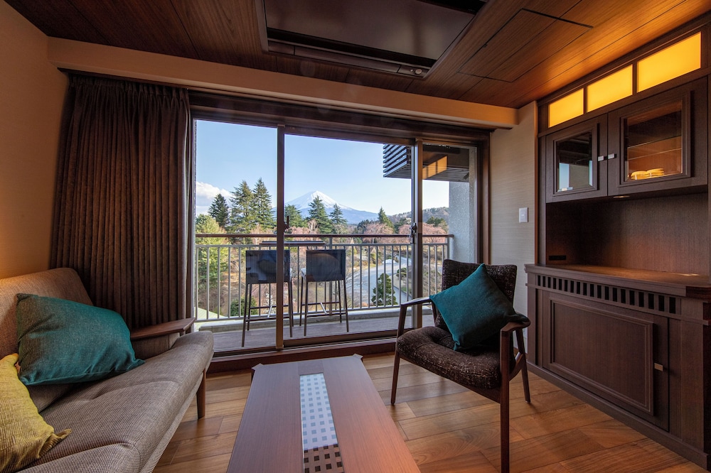 Fuji View Hotel 48/77
