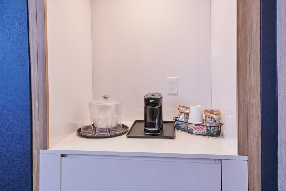 SpringHill Suites Detroit Dearborn 3/17