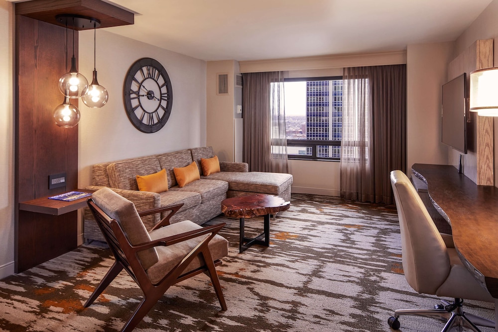 Hilton Denver City Center 50/89