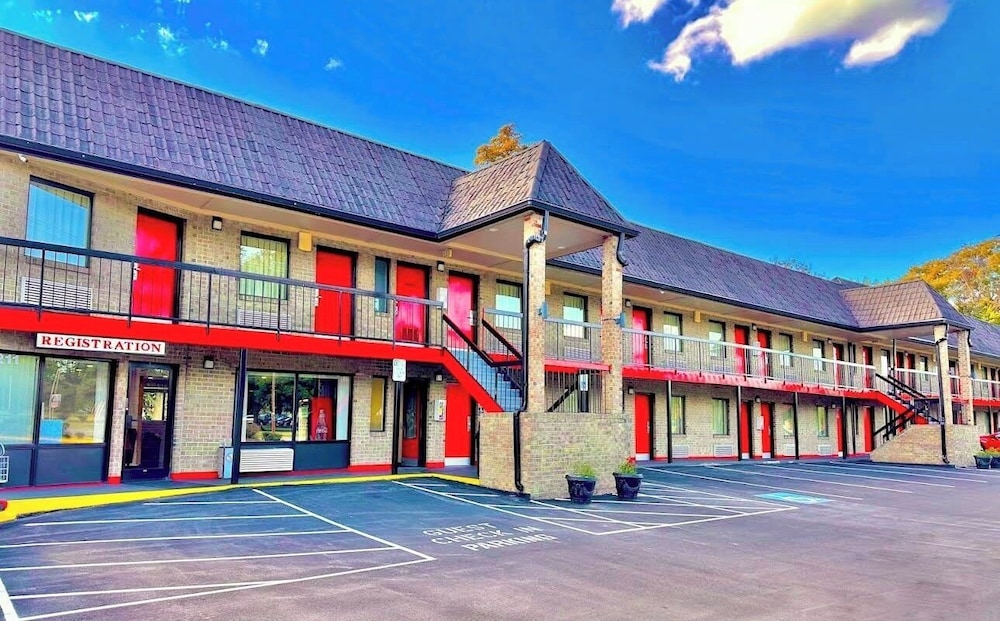 Travelers Inn 9/58