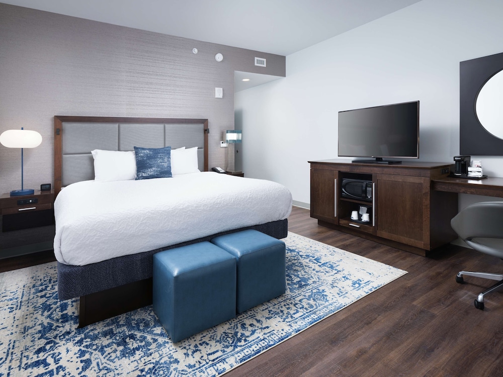 Hampton Inn & Suites Atlanta Decatur/Emory 16/81