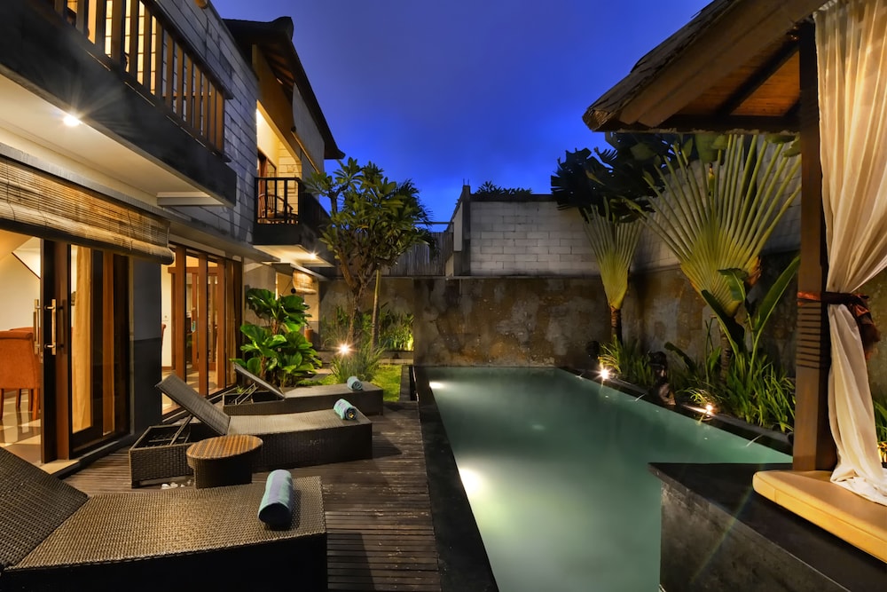 The Khayangan Dreams Seminyak 46/50
