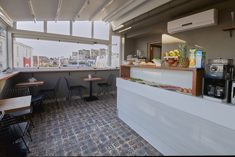 Arart Hotel photo5