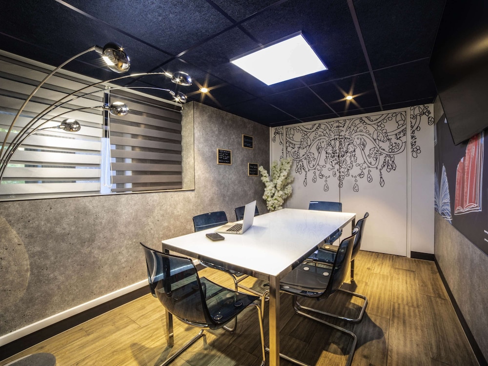 Ibis Budget Paris Clichy Mairie 38/65