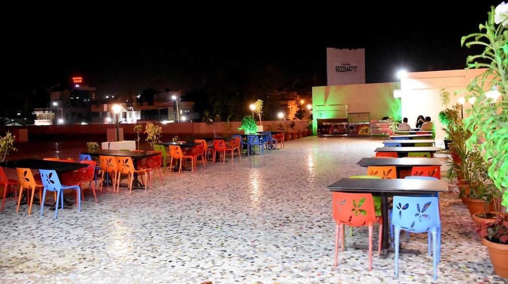 7 Apple Hotels Aurangabad 40/43